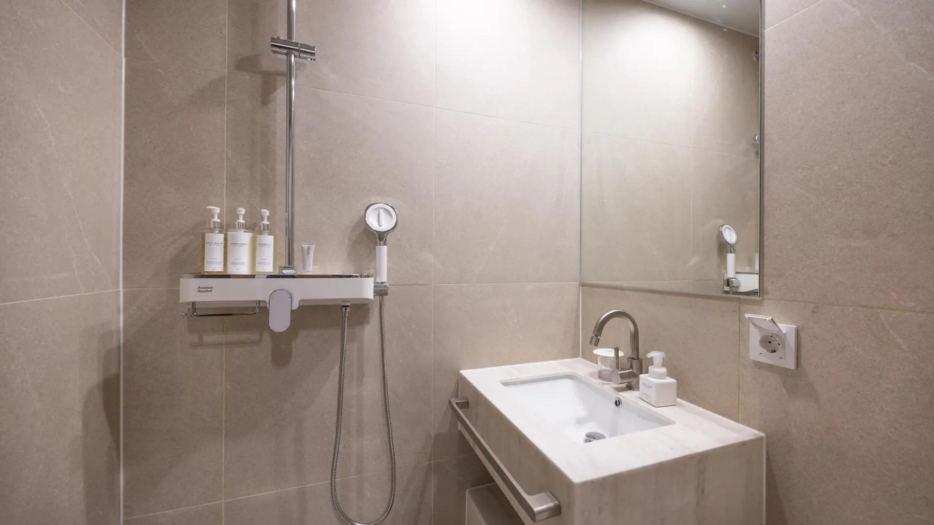 H-Avenue Hotel Haeundae Busan 2*,  South Korea
