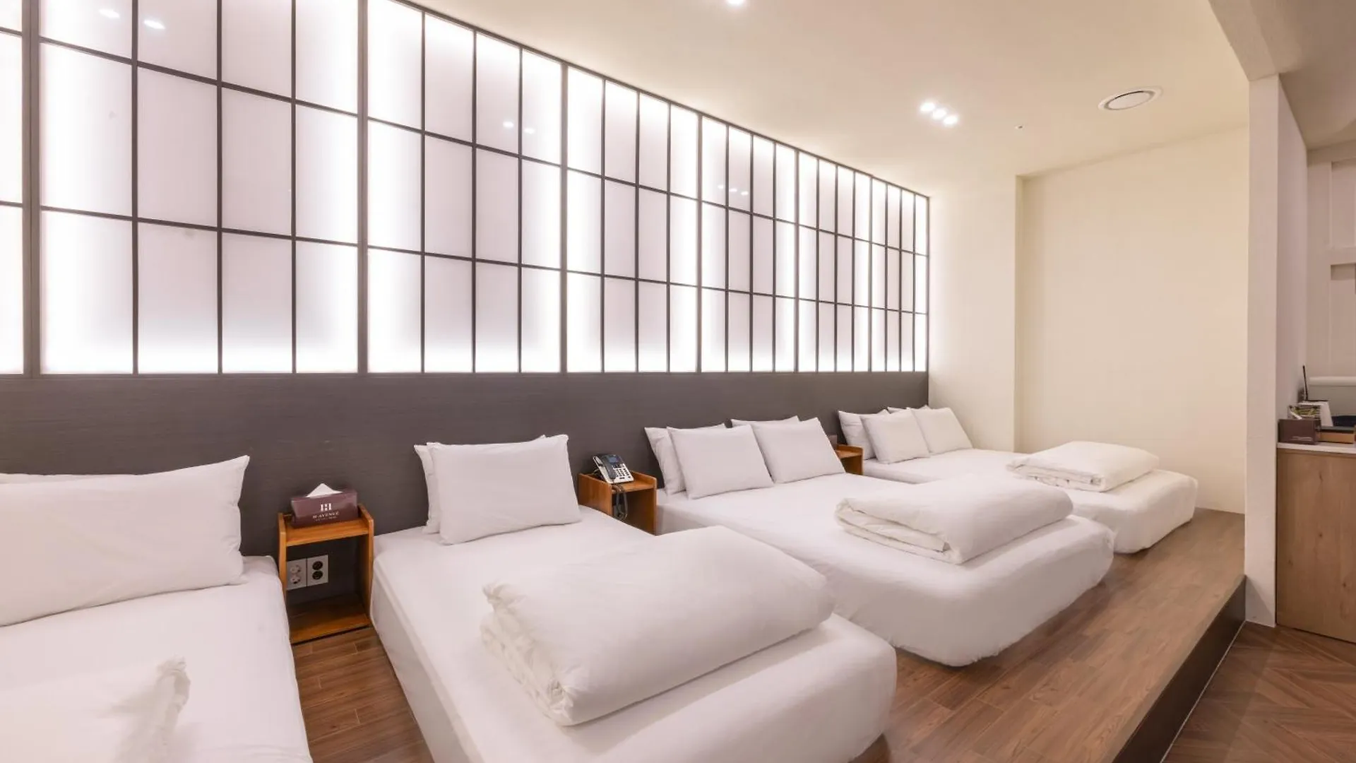 H-Avenue Hotel Haeundae Busan 2*,  South Korea