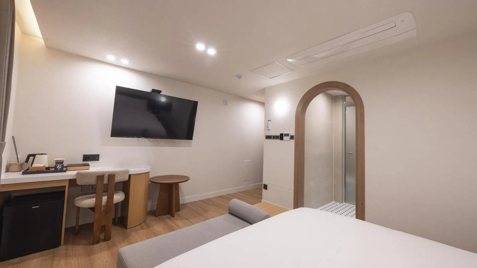 H-Avenue Hotel Haeundae Busan