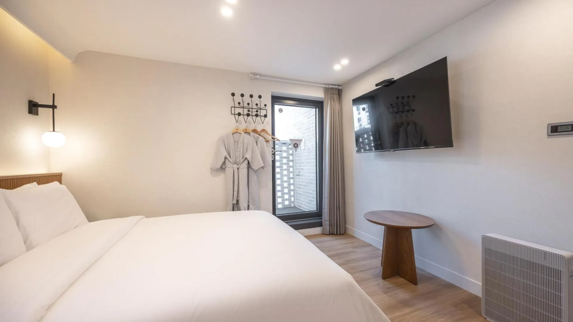 H-Avenue Hotel Haeundae Busan 2*,  South Korea