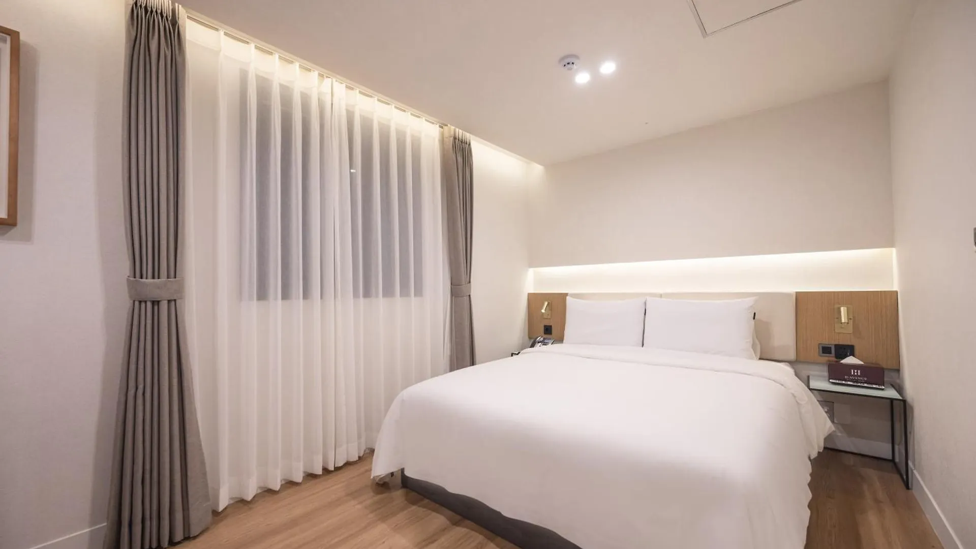 **  H-Avenue Hotel Haeundae Busan South Korea