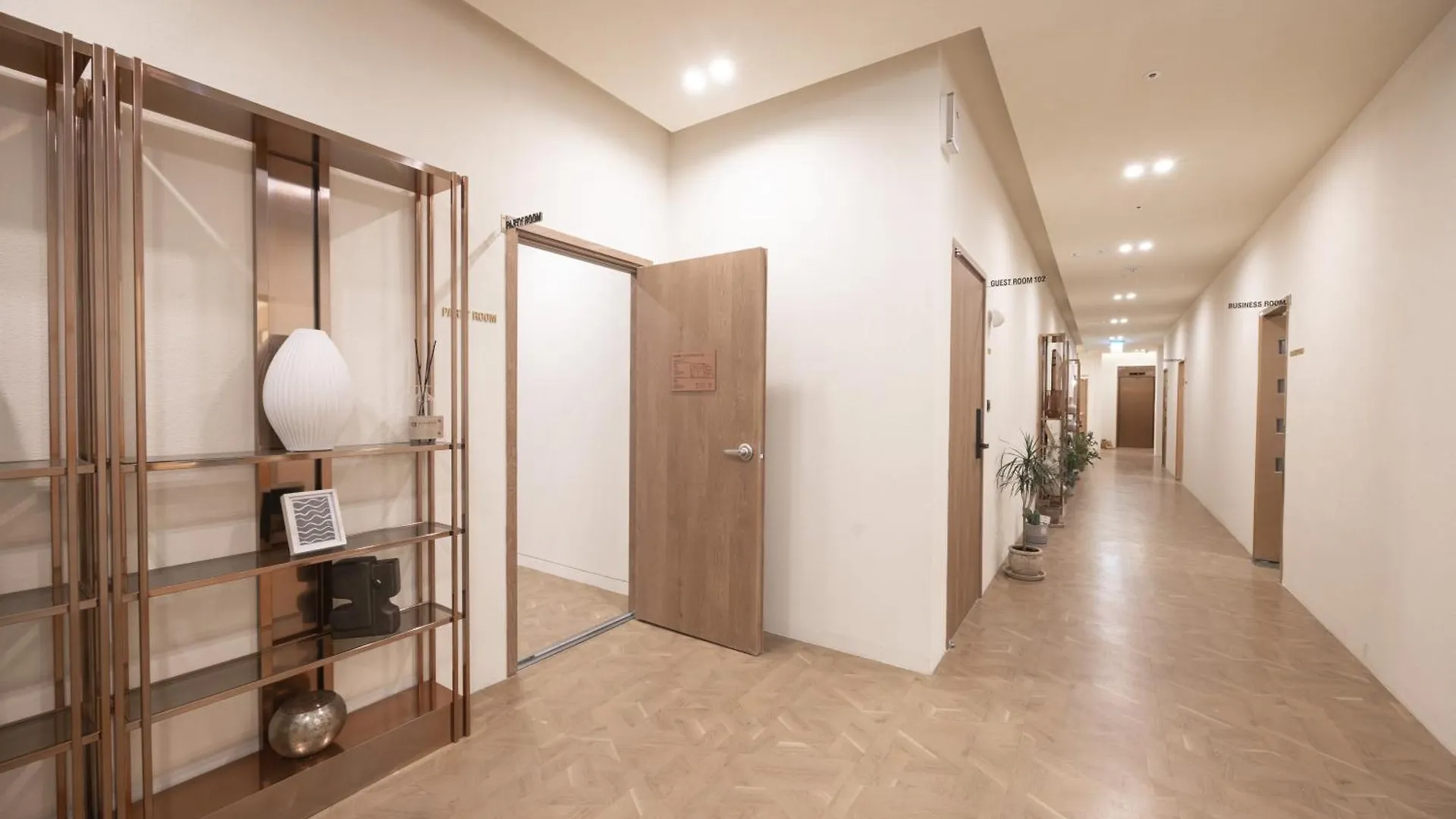 H-Avenue Hotel Haeundae Busan 2*,  South Korea